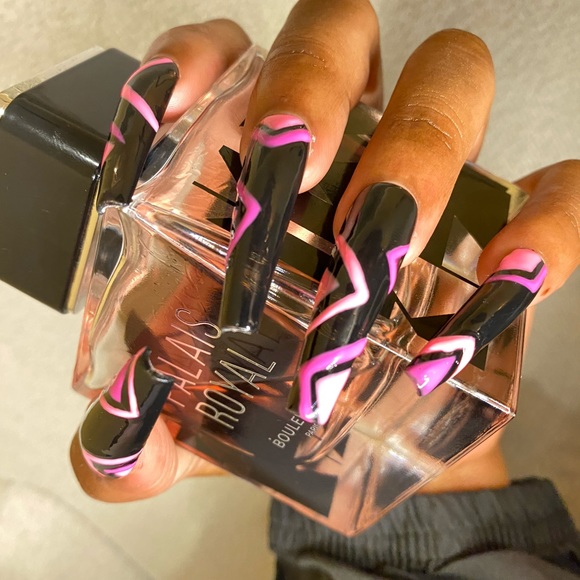 Press on nails “PinkPrint” set - Picture 6 of 7